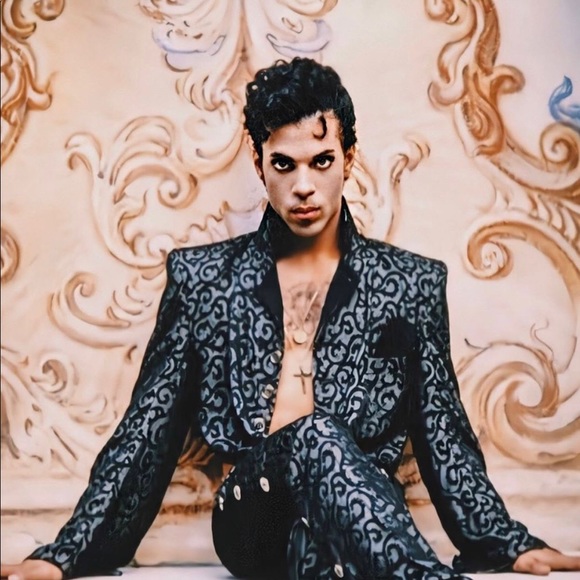 Meet your Posher, Diego - Picture 1 of 1